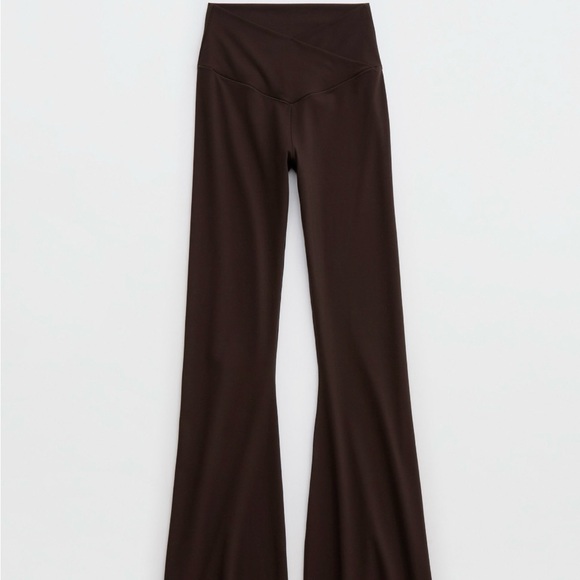 Aerie Real Me High Waisted Crossover Flare Legging (size M regular) - Picture 4 of 5